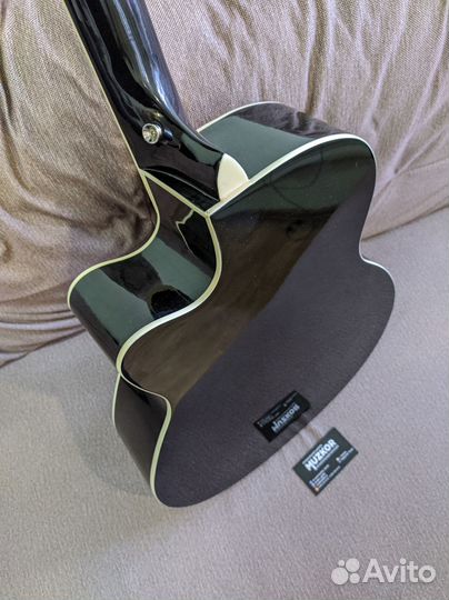 Электроакустическая гитара новая в коробке