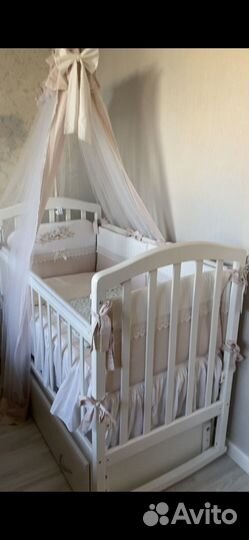 Бортики и балдахин в кроватку