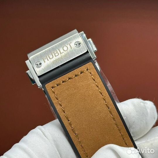 Часы hublot