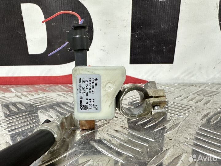 Клемма аккумуляторная акб Audi A4 B8