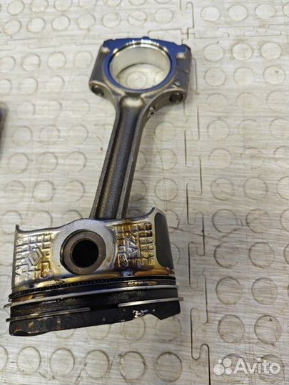 Шатун поршень Renault Arkana