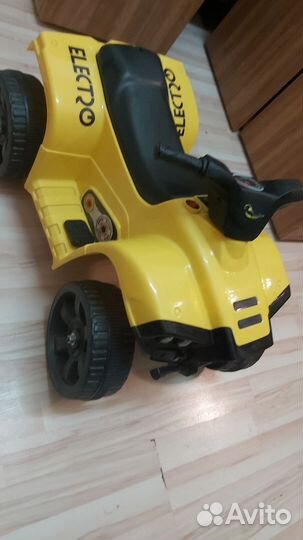 Квадроцикл детский электрический бу