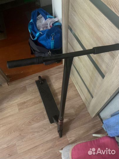 Трюковой самокат tech team goliath