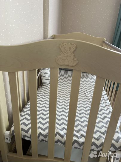 Кроватка детская + комод Гандылян