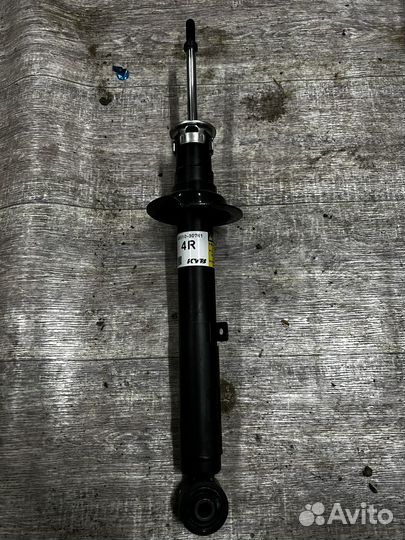 Стойка передняя лексус