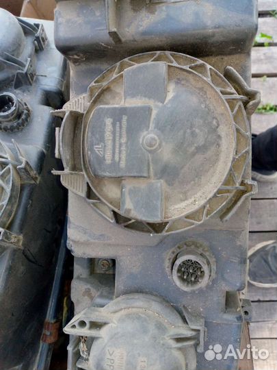 Фары с Мерседес