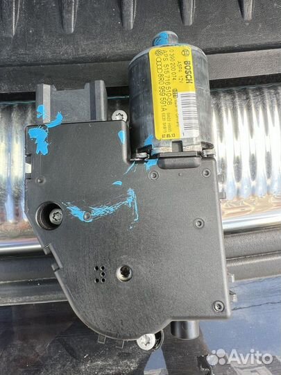 Мотор привода панорамной крыши audi Q5