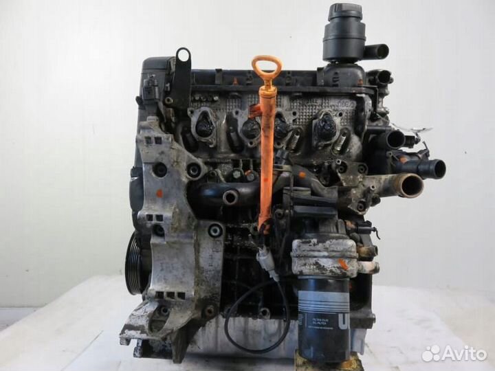 Двигатель VW Audi APF 1.6 100 101 л/с