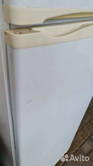 Холодильник Indesit