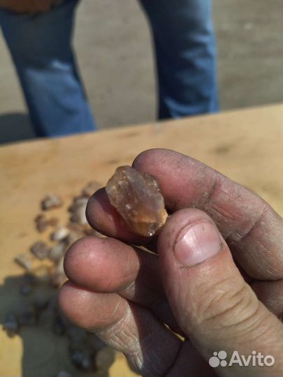 Кварц, волосатик, морион, аметист