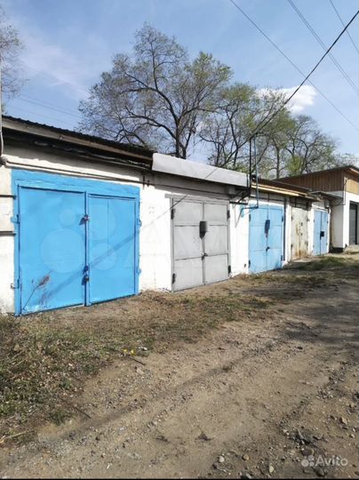 Гараж, > 30 м²