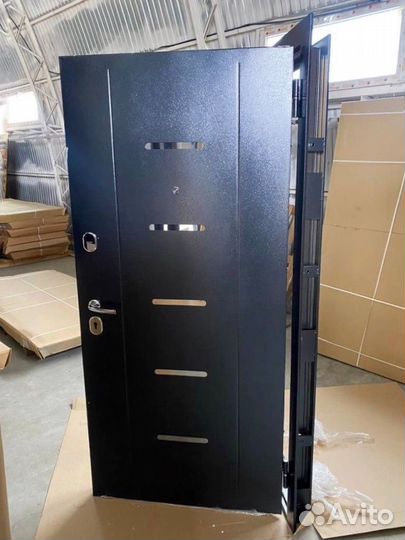 Дверь входная