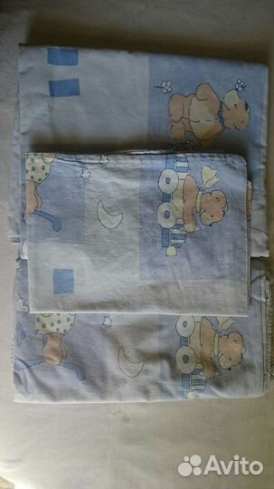 Детское постельное белье (нежно-голубого цвета)