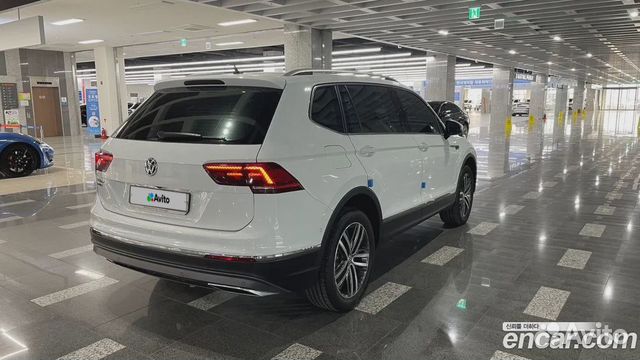 Volkswagen Tiguan AMT, 2020, 36 000 км