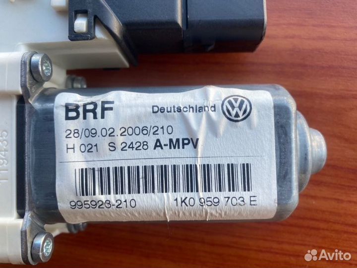Мотор стеклоподъемника Vw Touran minivan BSE 2006