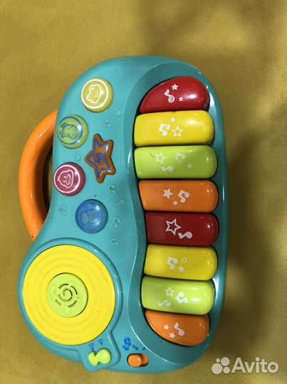 Игрушки интерактивные музыкальные для малышей