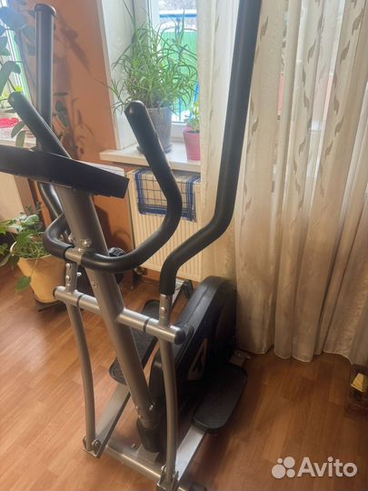 Эллиптический тренажер