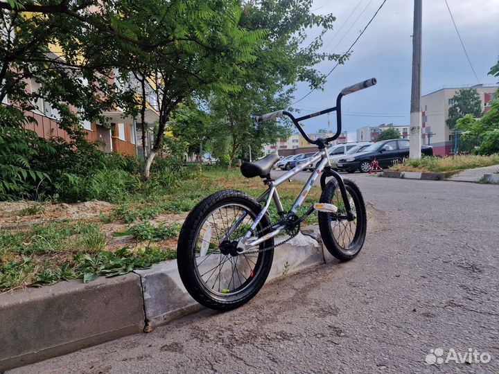 Трюковой велосипед bmx