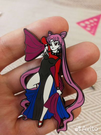 Коллекционные значки пины аниме