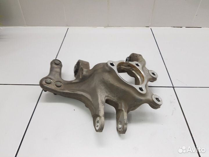 Кулак поворотный задний (правый) (Kia K5 III)