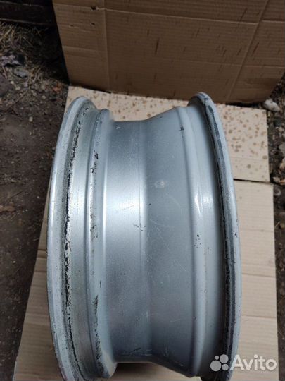 Диск колесный литой R16 Nissan Note E12