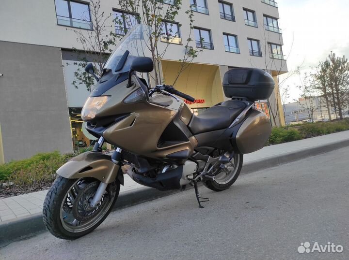 Продам Honda NT700V