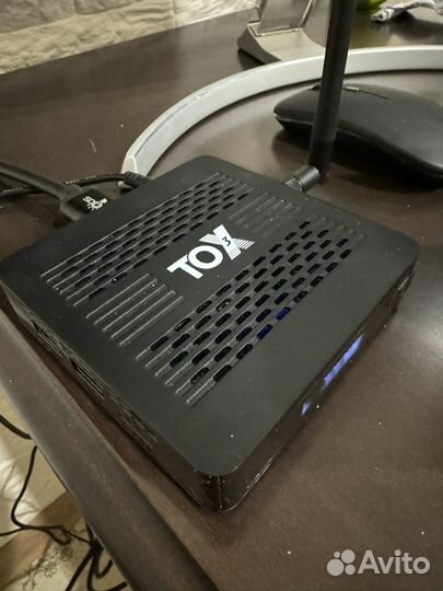 Тв приставка Tox3 gen2 4/32 android TV
