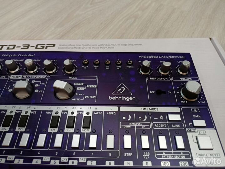 Behringer td 3 аналоговый бас синтезатор (acid)