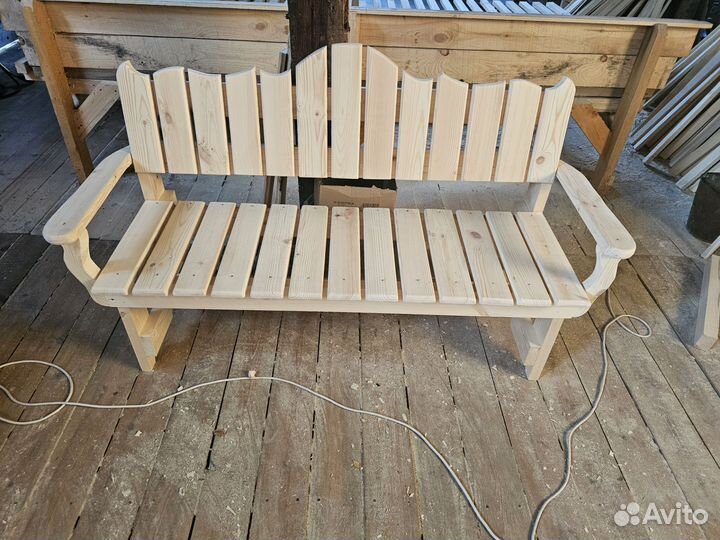 Скамейка садовая деревянная