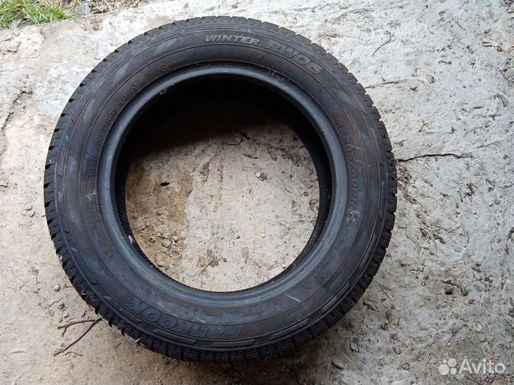 Hankook Winter RW06 205/60 R16 T