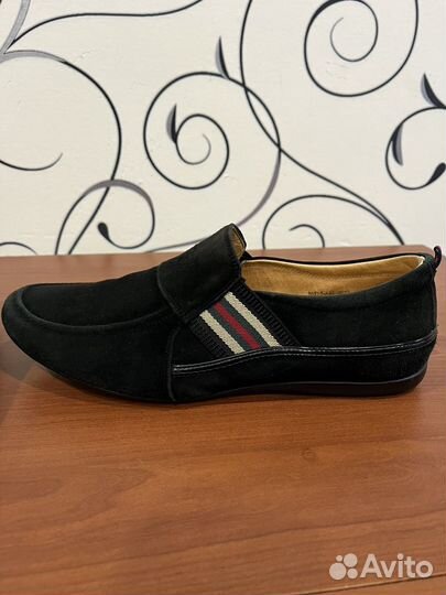 Продам мокасины