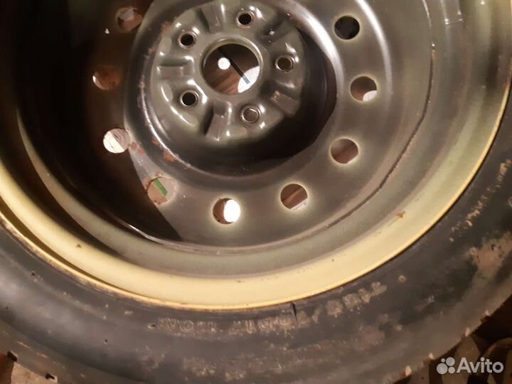 Bridgestone A001 Weather Control 125/70 R17