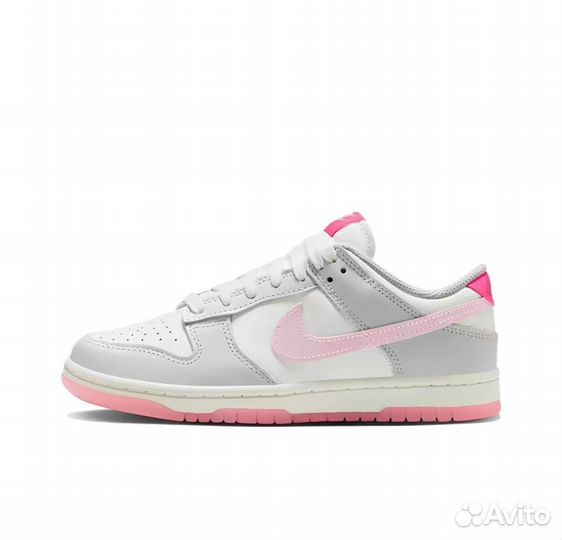Nike Dunk Low 