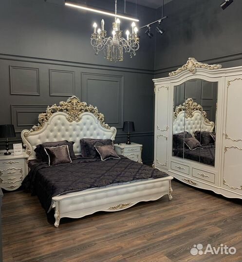 Спальный гарнитур