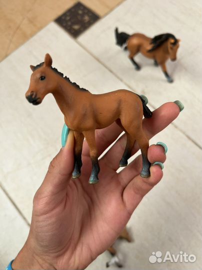 Фигурки игрушки Attivio Лошадки гнедые