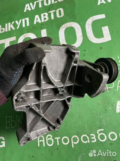 Кронштейн кондиционера VW passat b5