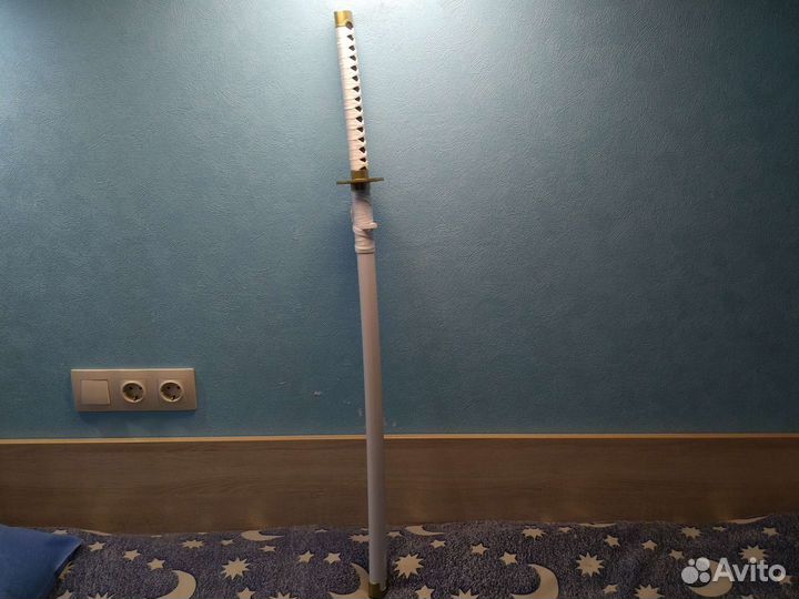 Деревянная-пластиковая катана из аниме Ван пис