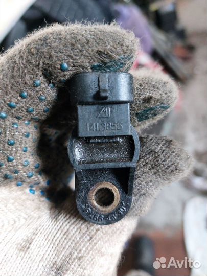 Датчик положения распредвала Лада Калина 1