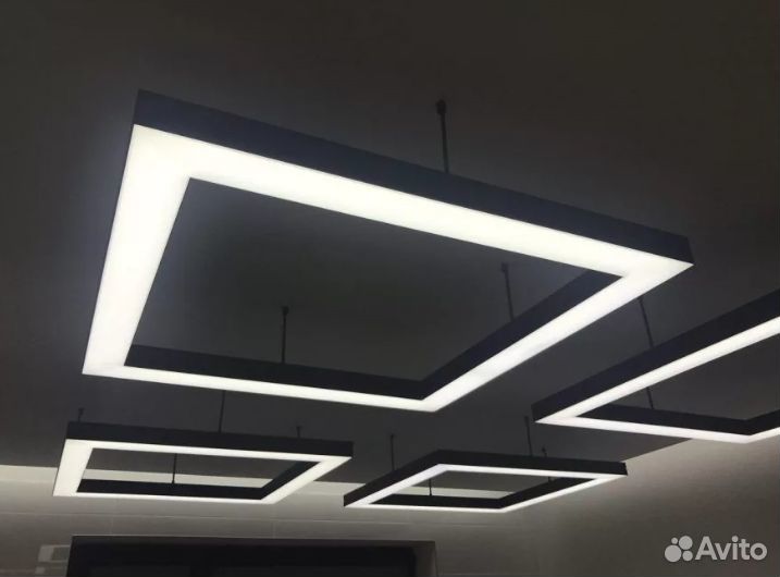Светильник потолочный светодиодный фигурный