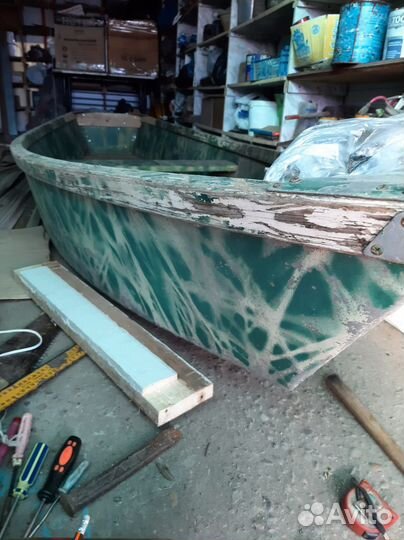 Лодка алюминиевая