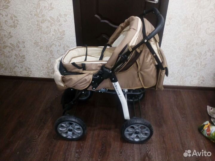 Детская коляска Amelia