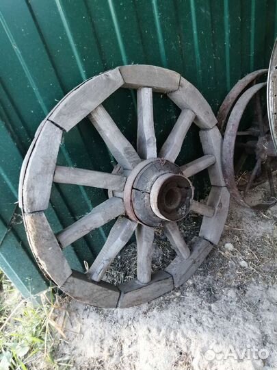 Деревянные бочки бу и колёса от телеги СССР