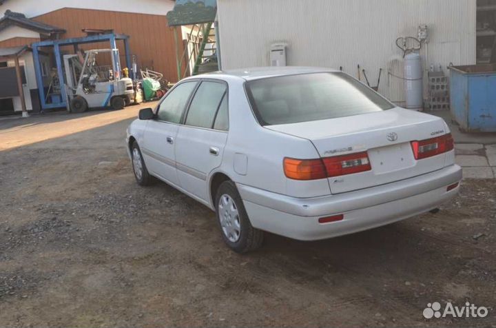 Разбор toyota corona premio 2001