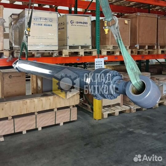 Гидроцилиндр стрелы Volvo EC240B 14541247