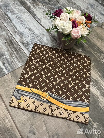 Шелковый платок бандана шаль Louis Vuitton