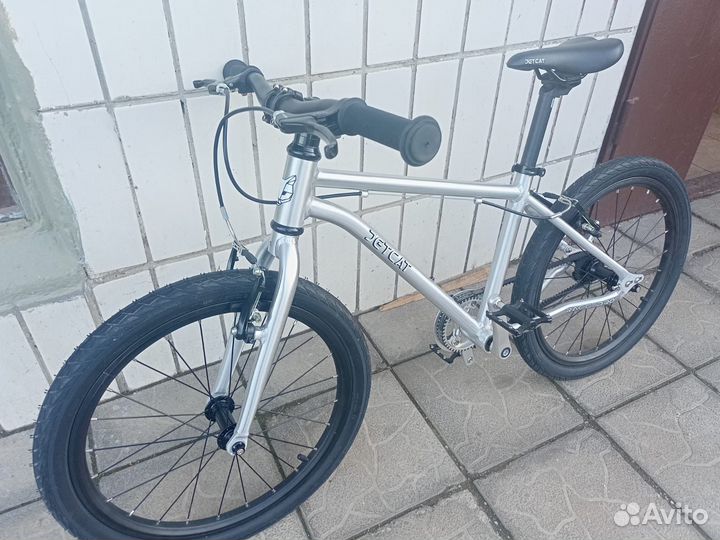 Детский велосипед Jetcat race PRO 20