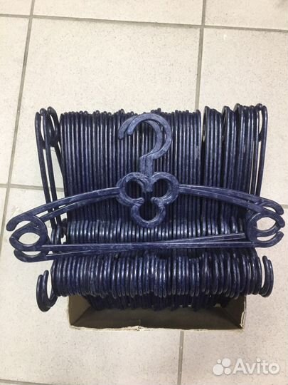 Вешалка детская