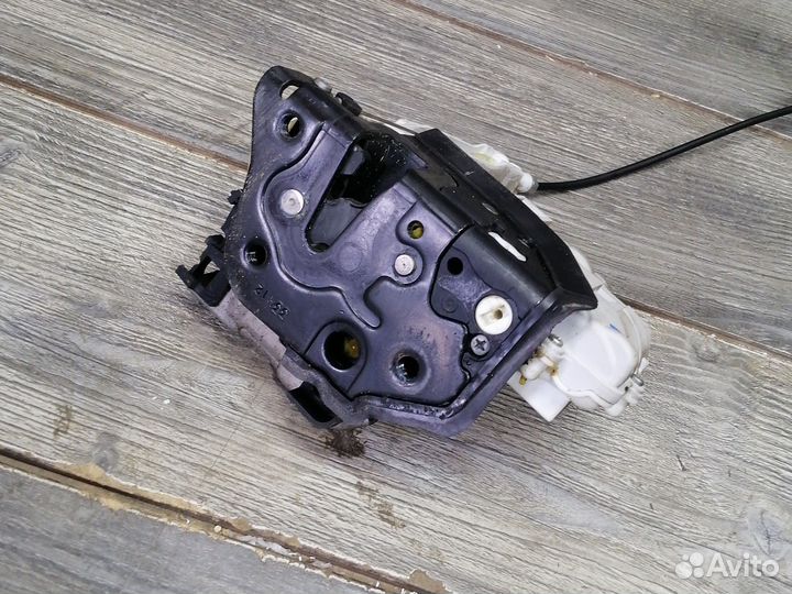 Замок задний правый A6 C7 Седан