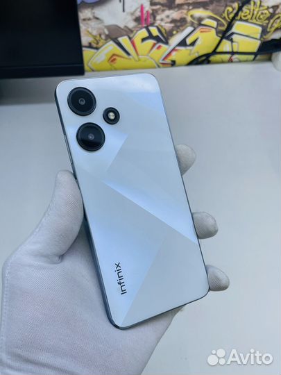 Infinix HOT 30i, 8/128 ГБ