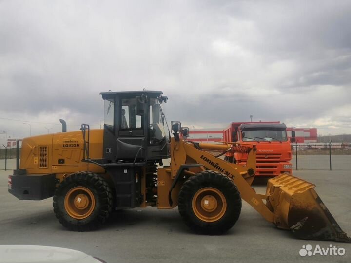 Фронтальный погрузчик Lonking LG833N, 2022